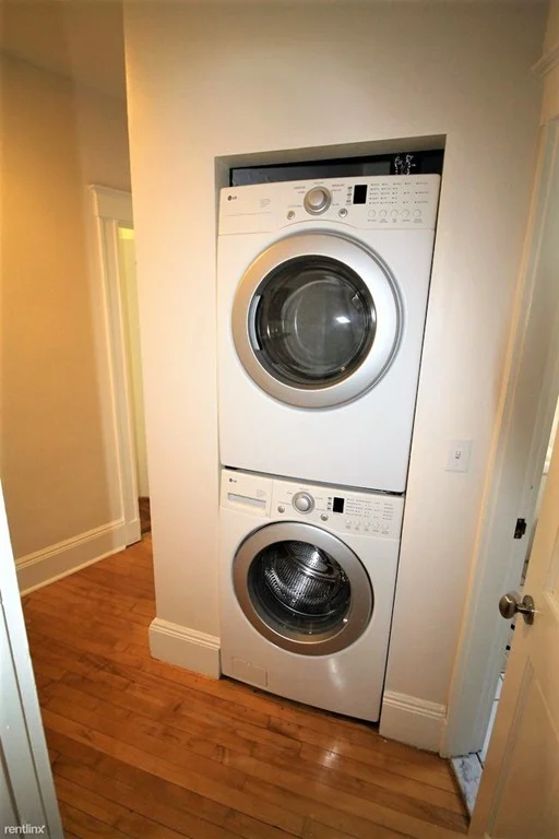 3 bed, 2 bath apartment for rent at 54 Dwight St Unit 5, Coolidge Corner — photo 12 of 14