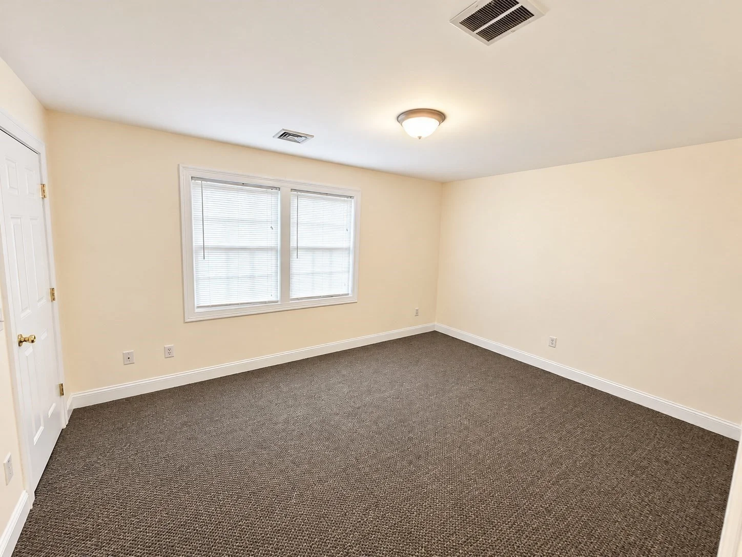 3 bed, 2 bath apartment for rent at 54 East Silver St Unit C, Westfield — photo 20 of 23