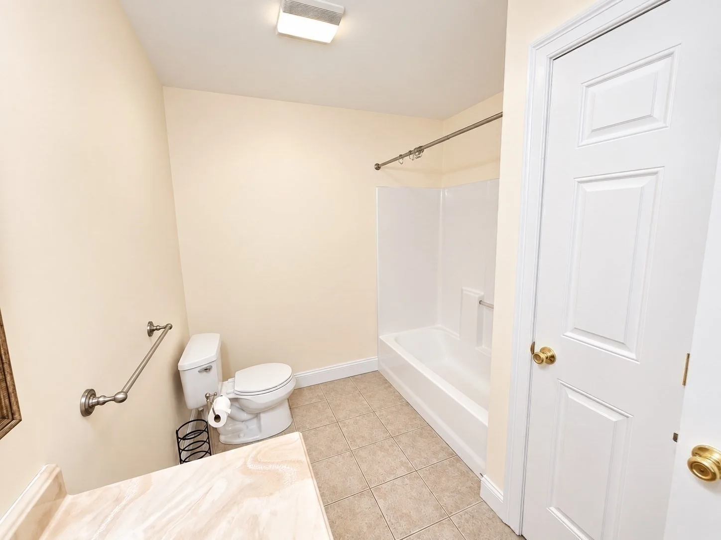 3 bed, 2 bath apartment for rent at 54 East Silver St Unit C, Westfield — photo 18 of 23