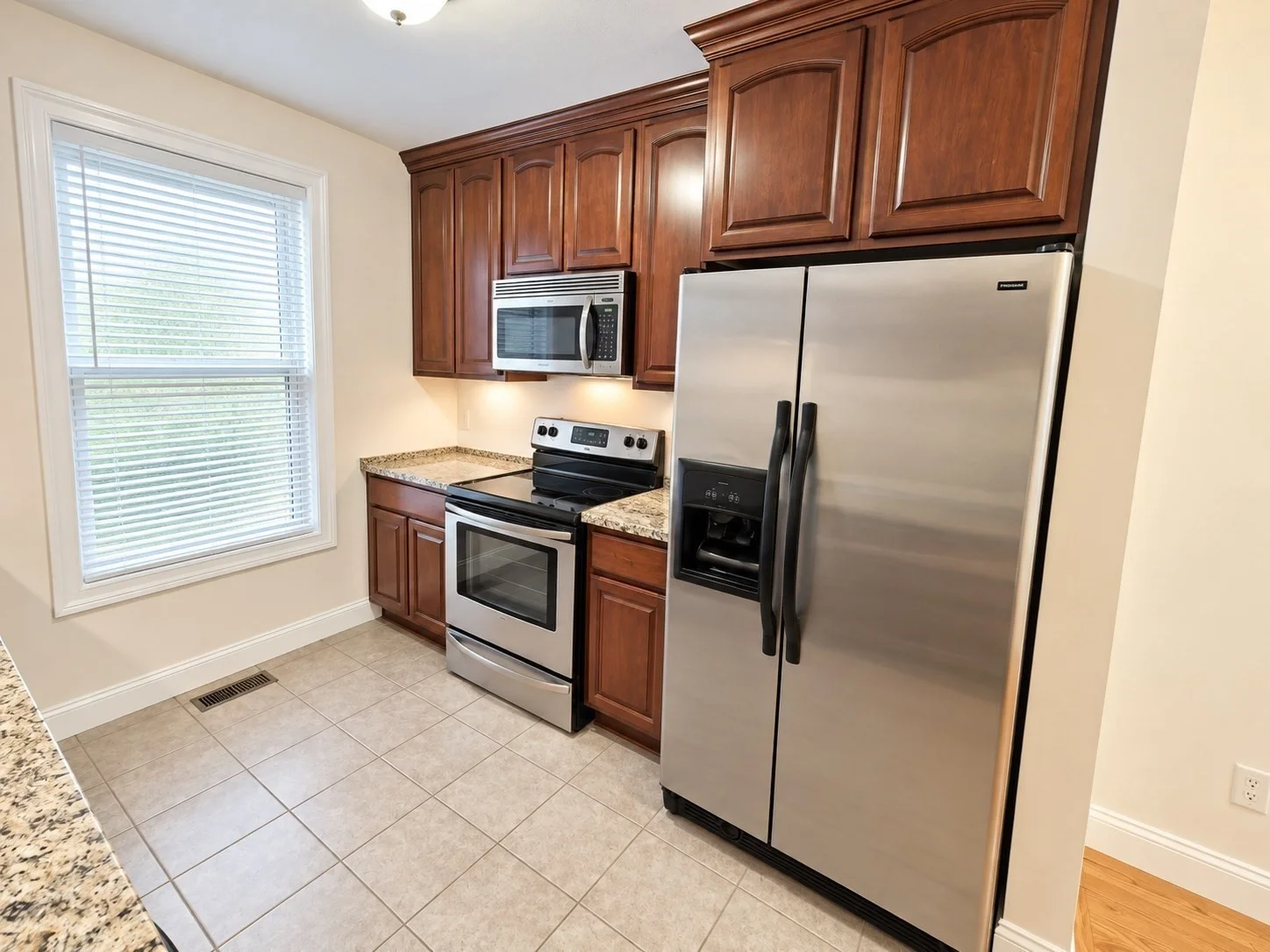 3 bed, 2 bath apartment for rent at 54 East Silver St Unit C, Westfield — photo 6 of 23