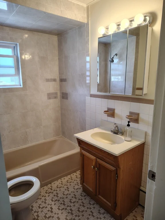 2 bed, 1 bath apartment for rent at 54 Eastern Ave Unit 2, Revere — photo 13 of 13
