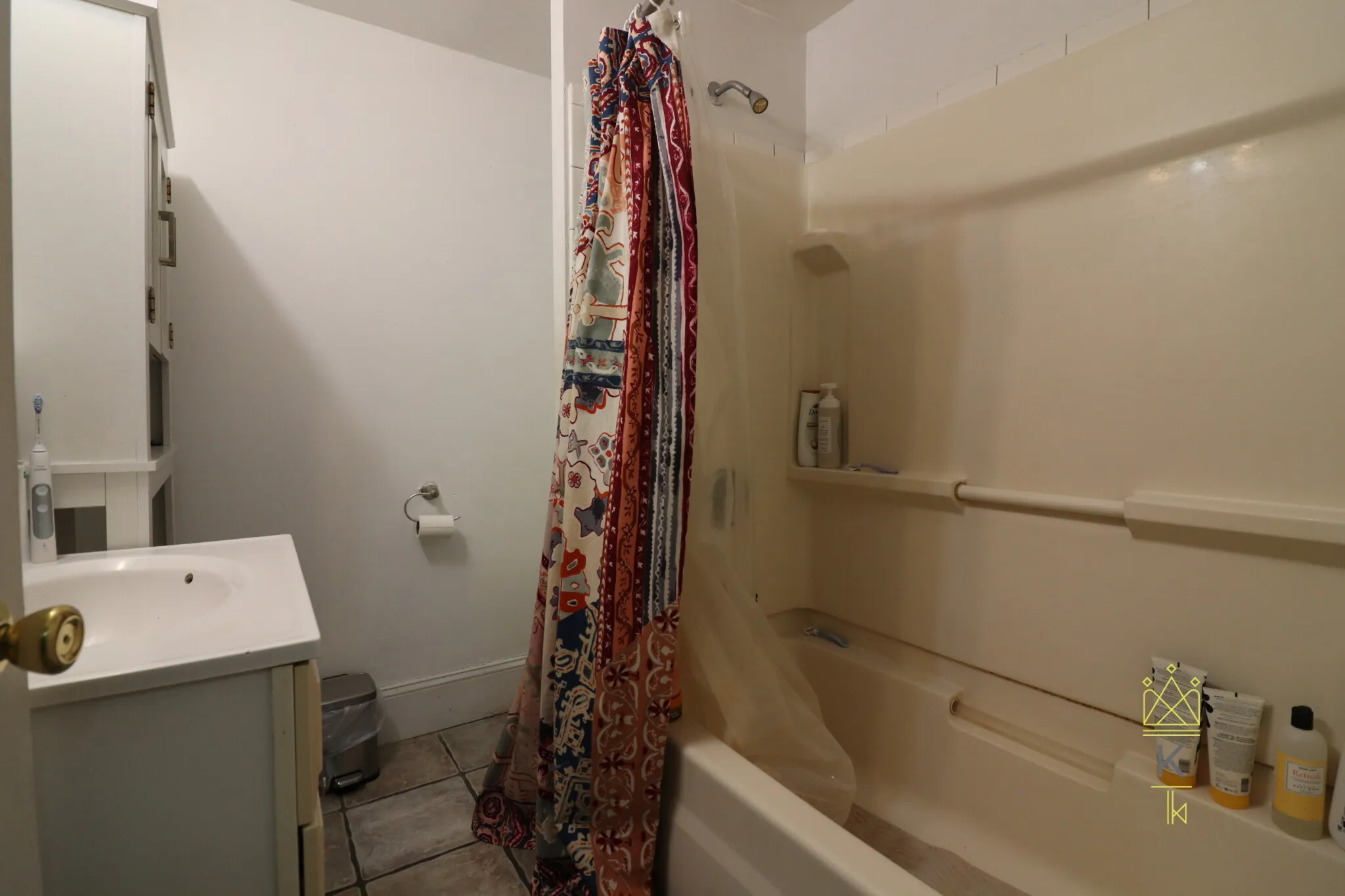 4 bed, 1 bath apartment for rent at 54 Egmont St Unit 1, North Brookline — photo 11 of 11
