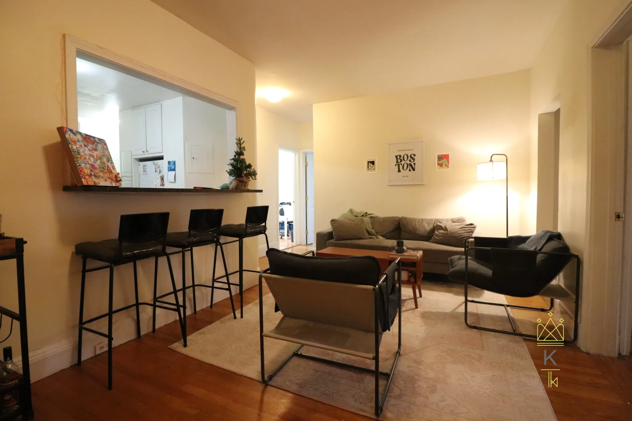 4 bed, 1 bath apartment for rent at 54 Egmont St Unit 1, North Brookline — photo 1 of 11