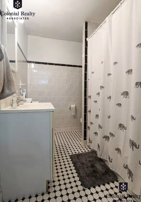 4 bed, 1 bath apartment for rent at 54 Egmont St Unit 3, North Brookline — photo 8 of 29