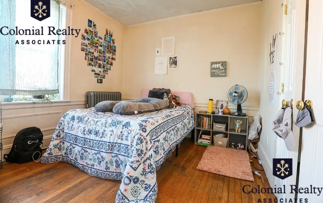 4 bed, 1 bath apartment for rent at 54 Egmont St Unit 3, North Brookline — photo 14 of 29