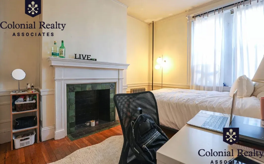 4 bed, 1 bath apartment for rent at 54 Egmont St Unit 3, North Brookline — photo 15 of 29