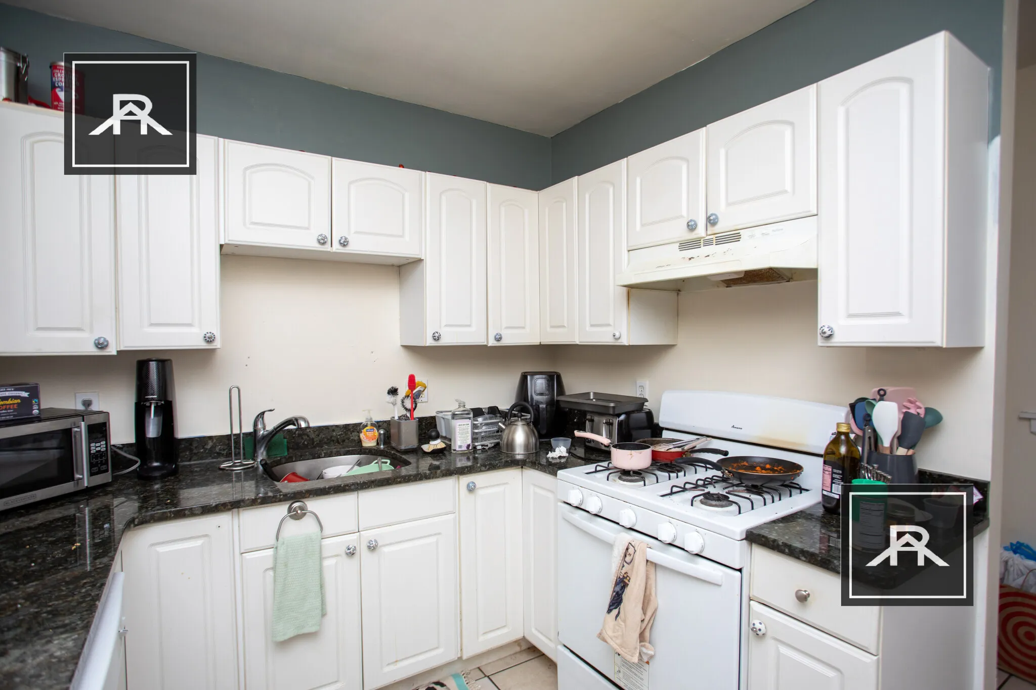 4 bed, 1 bath apartment for rent at 54 Egmont St Unit 5, North Brookline — photo 1 of 11