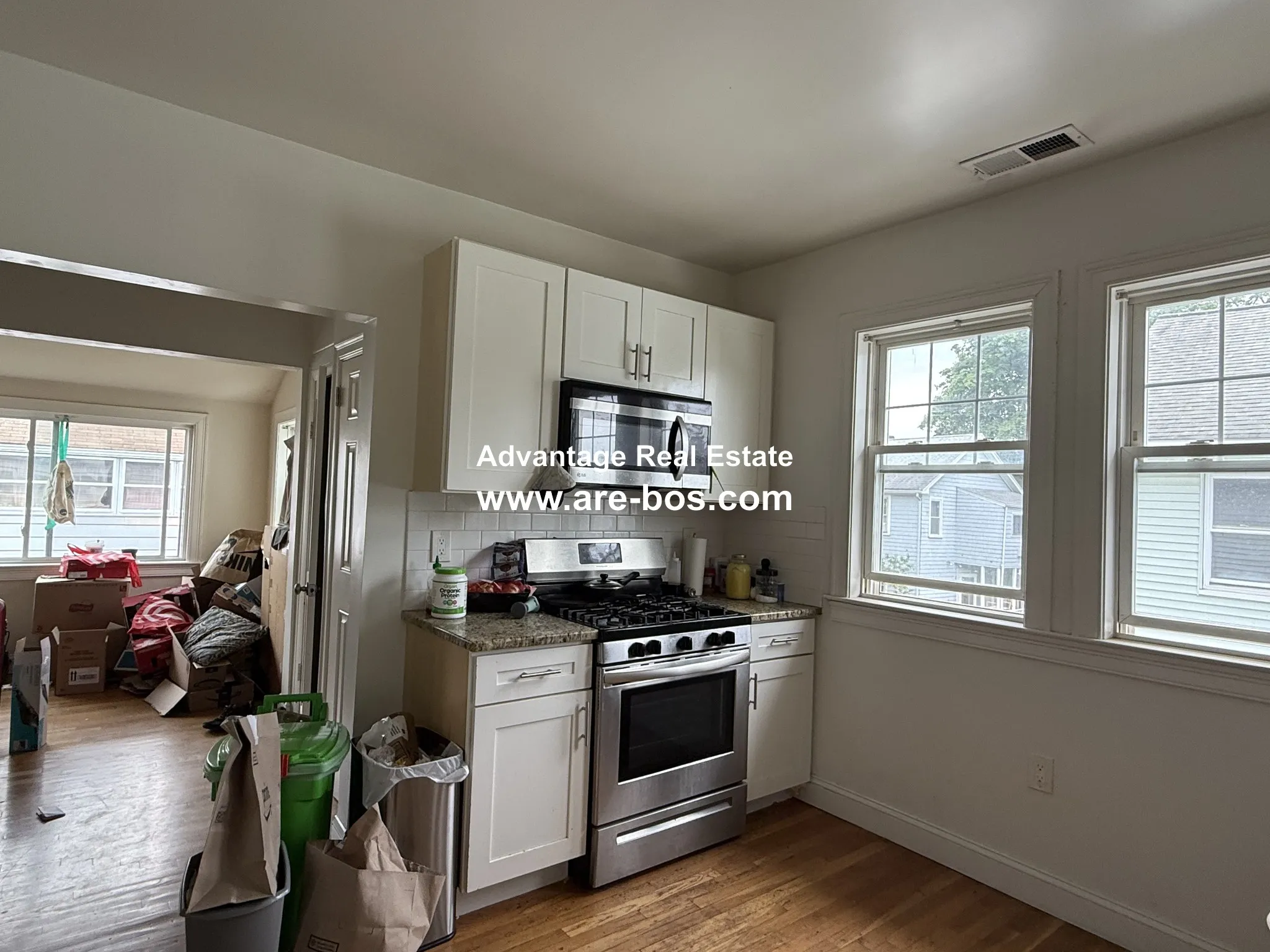 3 bed, 1.5 bath apartment for rent at 54 Englehutt Rd Unit 2, Medford — photo 2 of 36