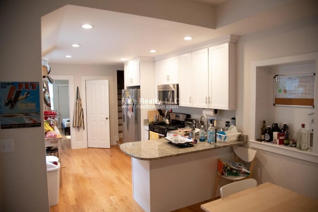 3 bed, 2 bath apartment for rent at 54 Eutaw Unit house, Boston — photo 2 of 15