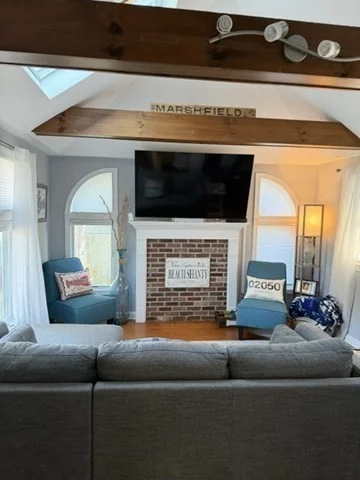 2 bed, 1 bath apartment for rent at 54 Everett Unit 54, Marshfield — photo 3 of 12