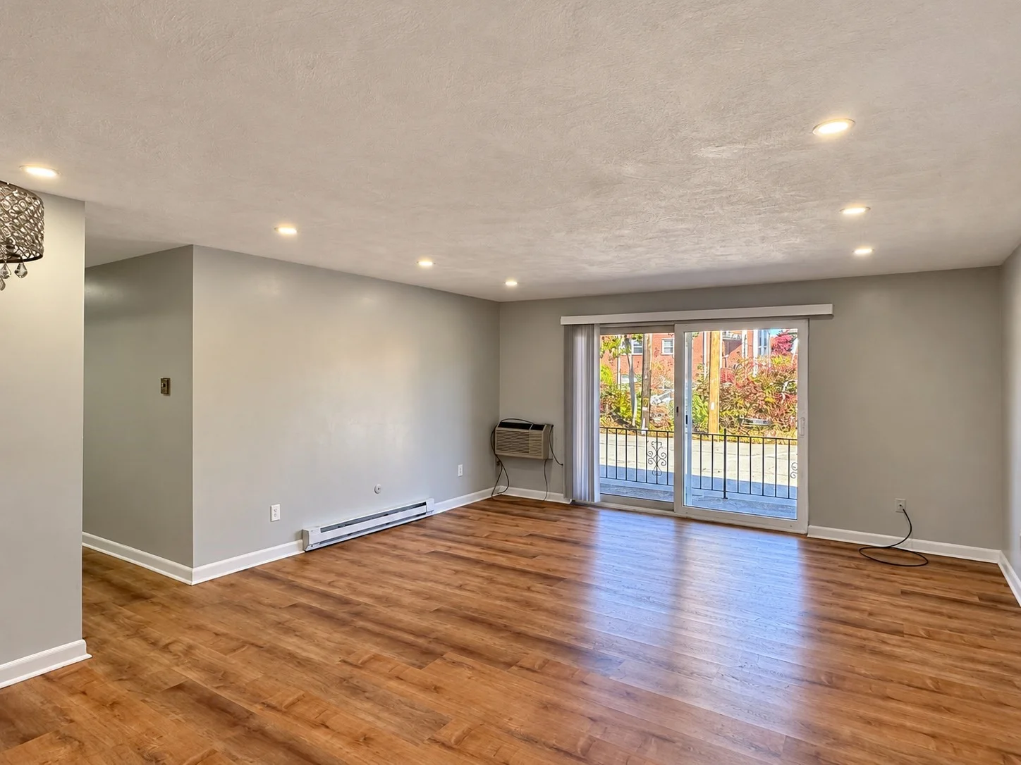 2 bed, 1 bath apartment for rent at 54 Fountain Ln Unit 5, Weymouth