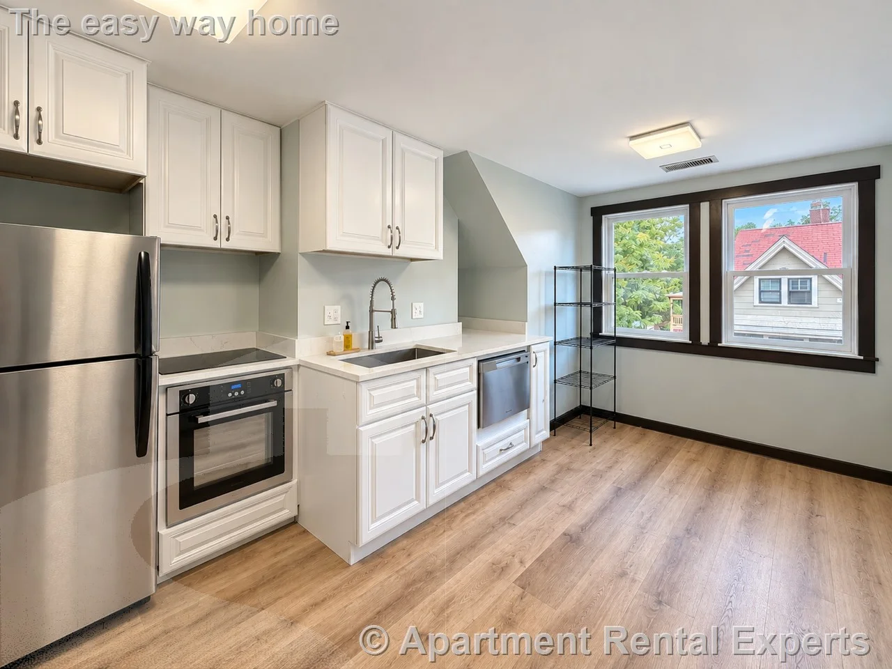 2 bed, 1 bath apartment for rent at 54 Garfield St Unit A, Baldwin