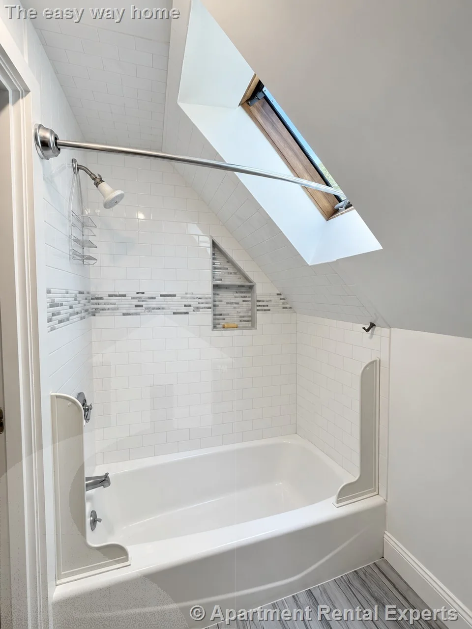 2 bed, 1 bath apartment for rent at 54 Garfield St Unit A, Baldwin — photo 9 of 11
