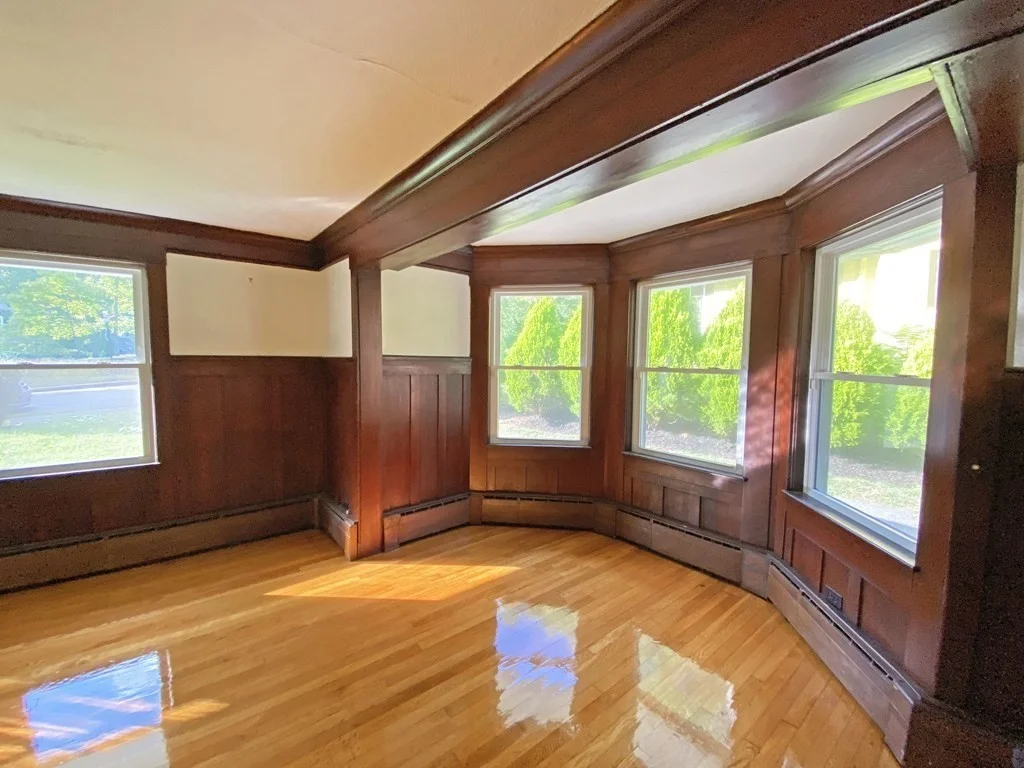 3 bed, 1 bath apartment for rent at 54 Grove Hill Park Unit 54, Newton — photo 4 of 19