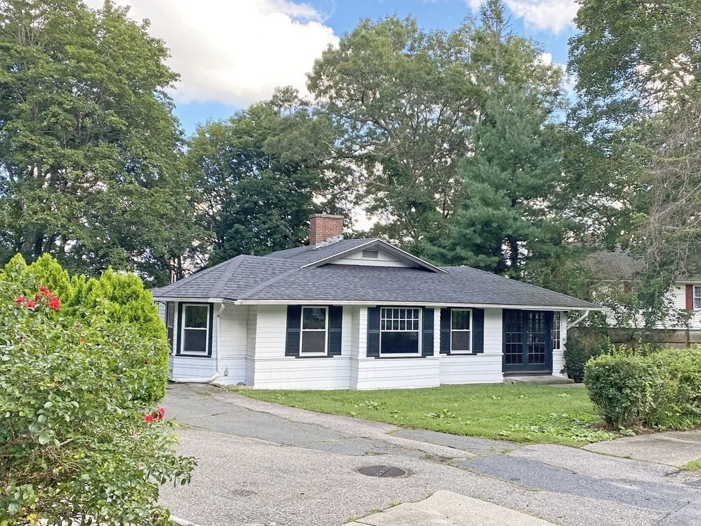 3 bed, 1 bath apartment for rent at 54 Grove Hill Park Unit 54, Newton — photo 19 of 19