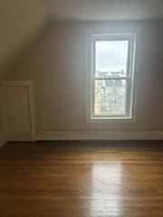 4 bed, 1 bath apartment for rent at 54 Hillside Unit 2, Everett — photo 1 of 6