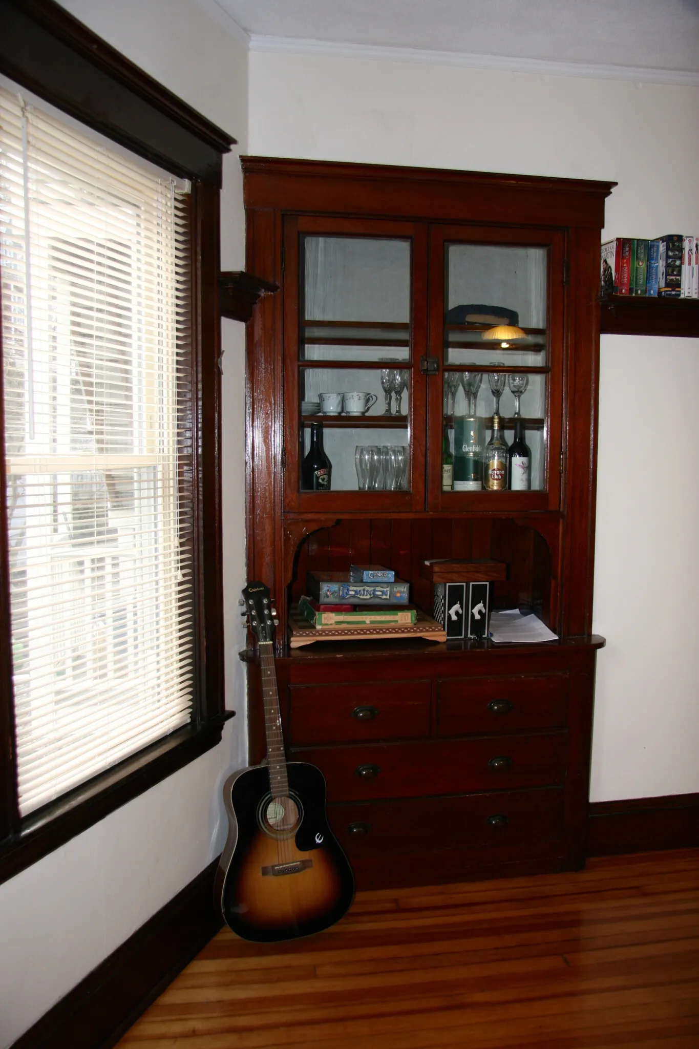 3 bed, 2 bath apartment for rent at 54 Hobson St Unit One, Brighton — photo 10 of 34