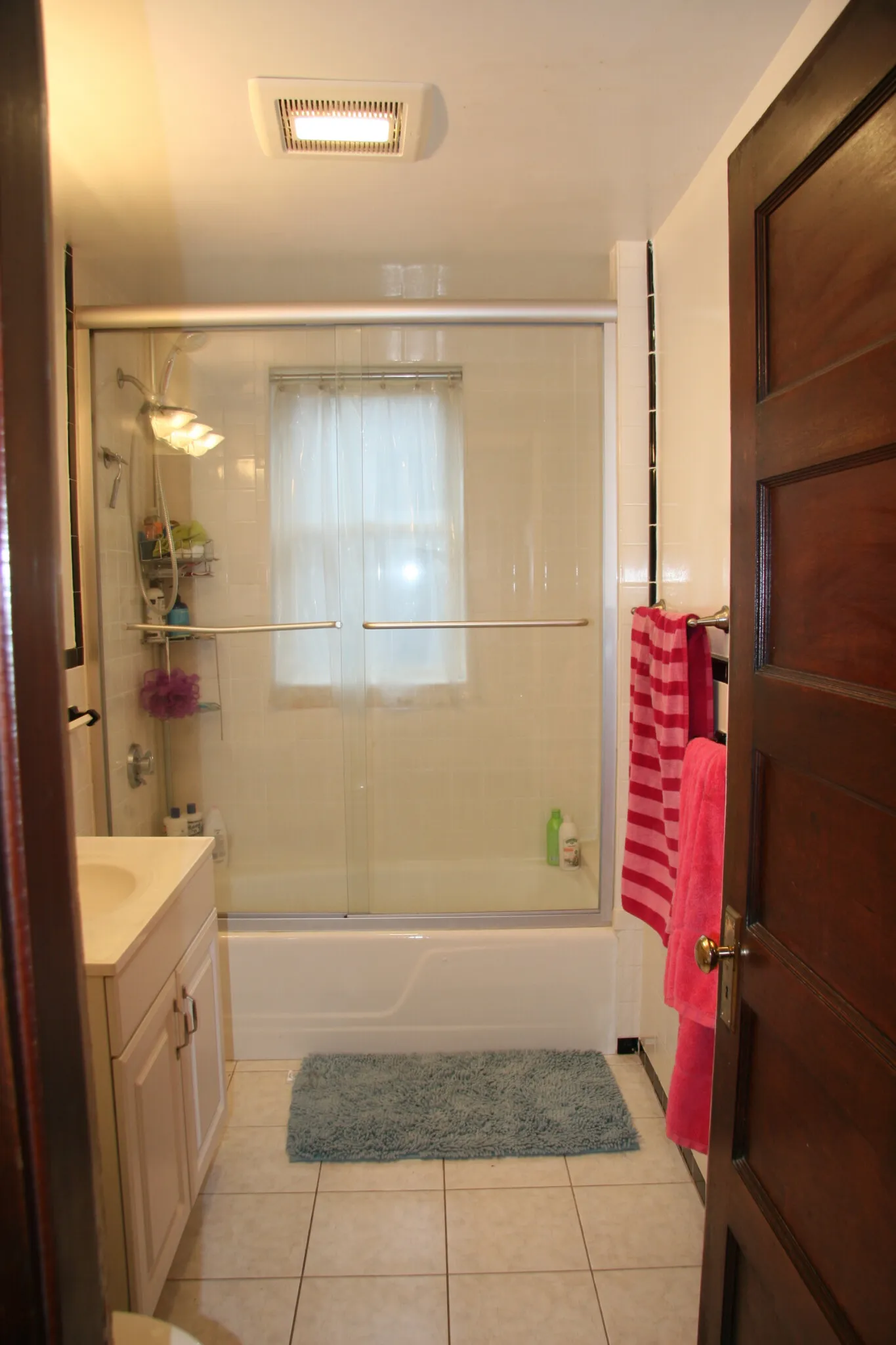 3 bed, 2 bath apartment for rent at 54 Hobson St Unit One, Brighton — photo 23 of 34