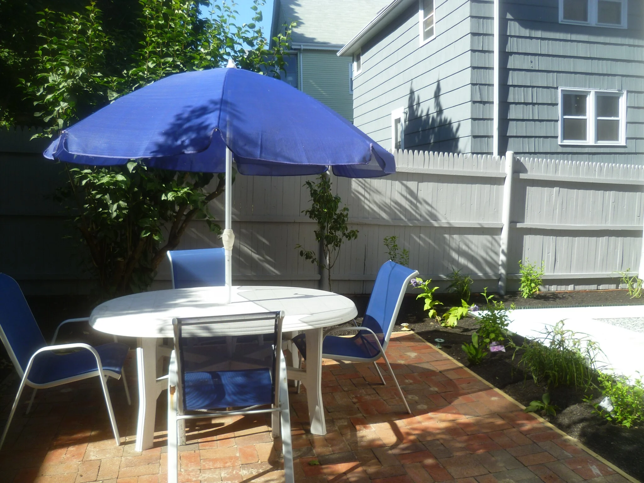 3 bed, 2 bath apartment for rent at 54 Hobson St Unit One, Brighton — photo 33 of 34