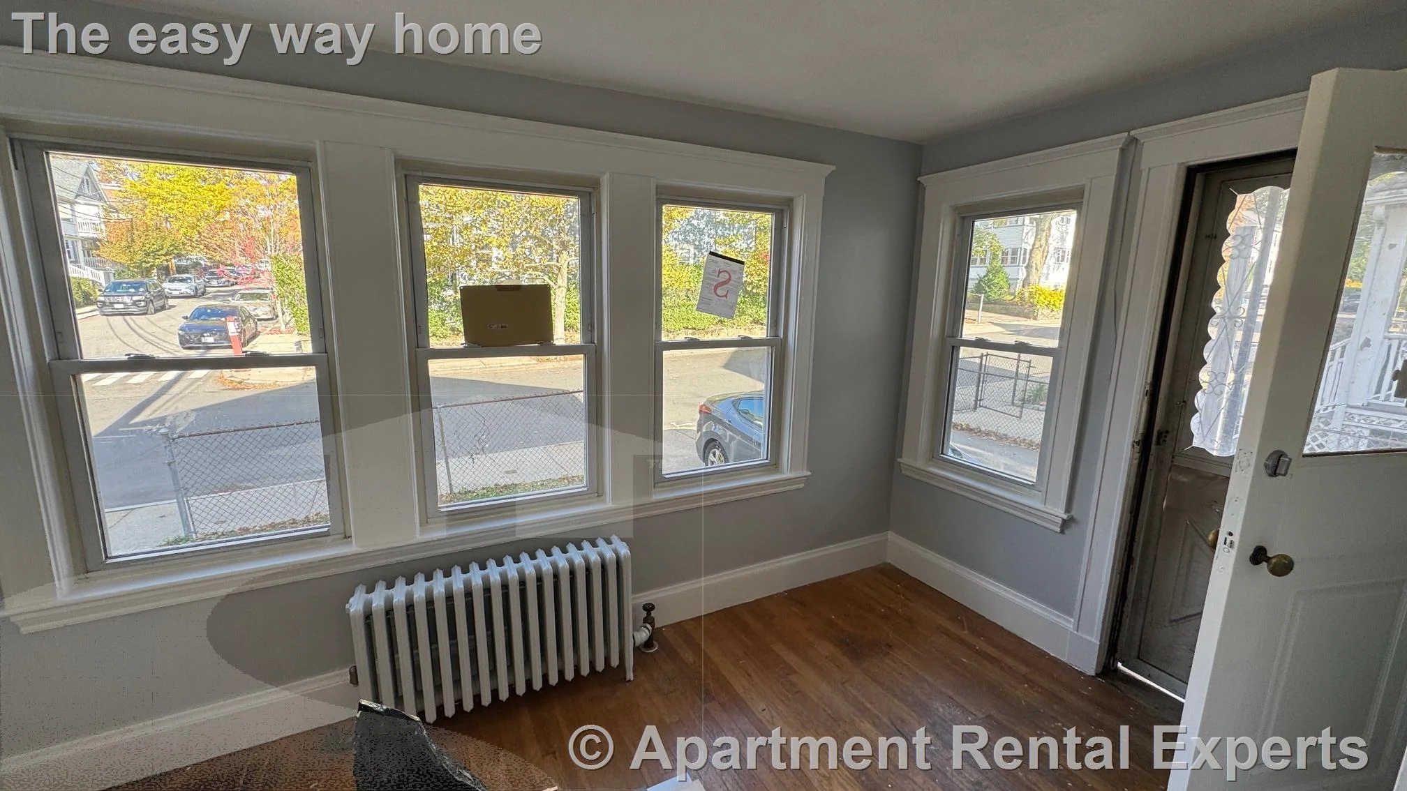 3 bed, 1 bath apartment for rent at 54 Hooker Ave, Teele Square — photo 3 of 10