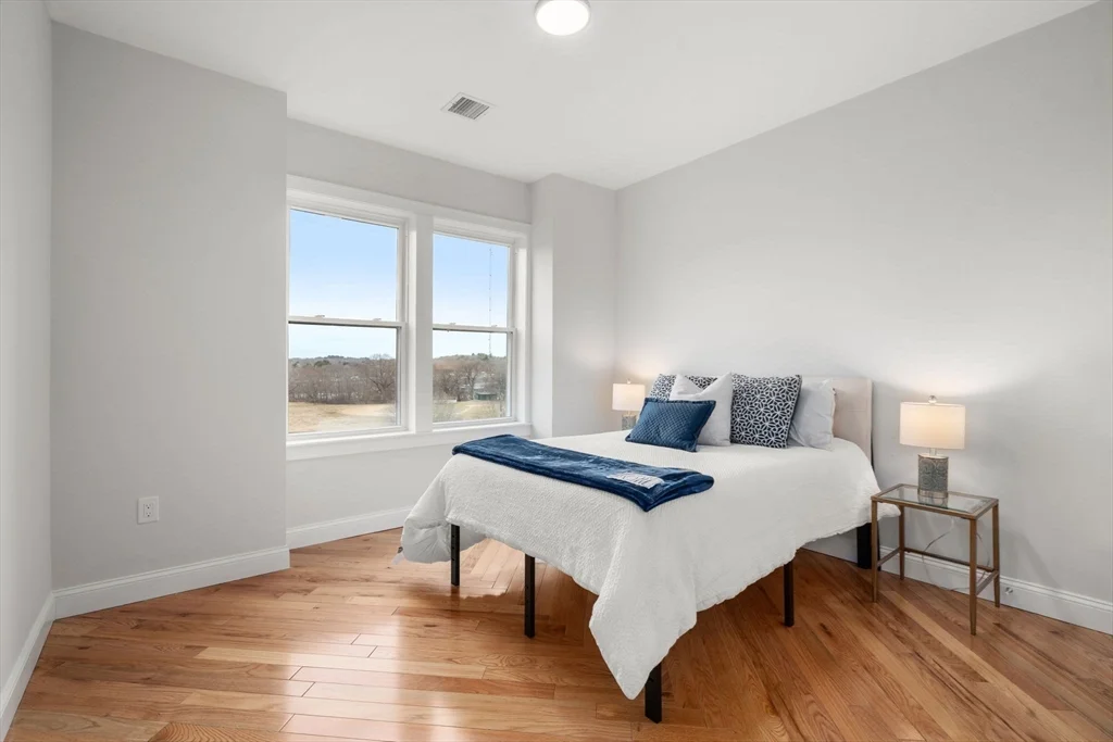 4 bed, 3 bath apartment for rent at 54 Indiana Ter Unit 54, Newton Upper Falls — photo 18 of 25