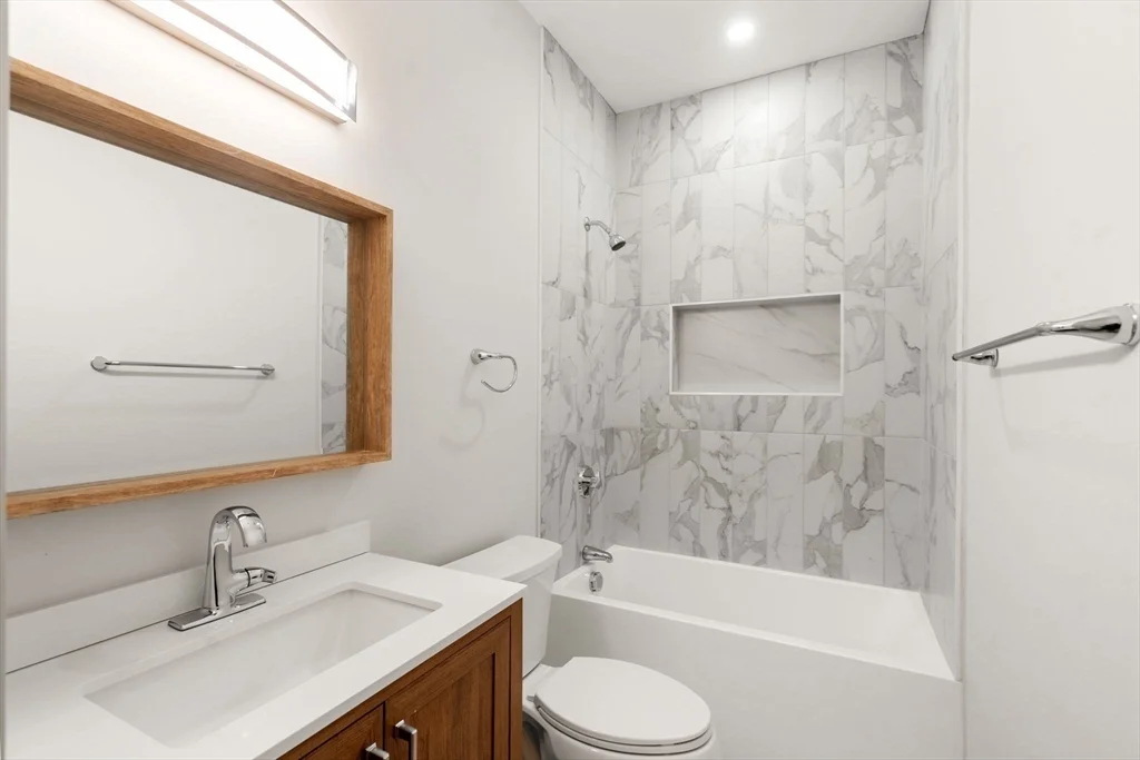 4 bed, 3 bath apartment for rent at 54 Indiana Ter Unit 54, Newton Upper Falls — photo 17 of 25