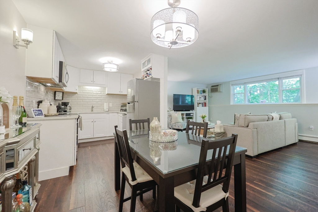 1 bed, 1 bath apartment for rent at 54 Jacqueline Rd Unit 3, Waltham — photo 7 of 16