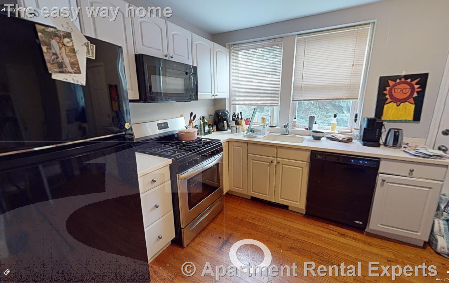 3 bed, 1 bath apartment for rent at 54 Kelly Rd Unit 2L, Central Square