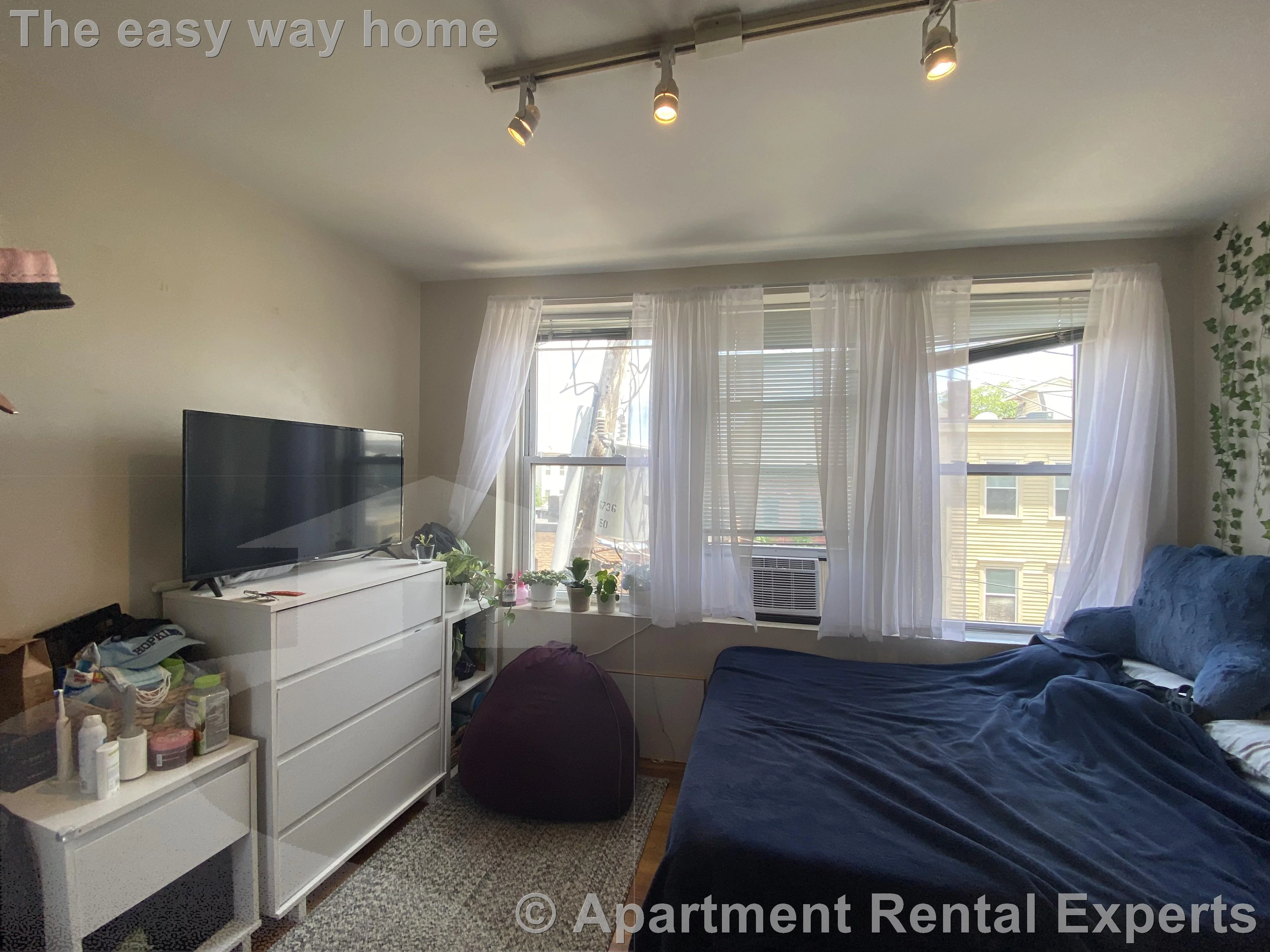 3 bed, 1 bath apartment for rent at 54 Kelly Rd Unit 3L, Central Square — photo 6 of 15