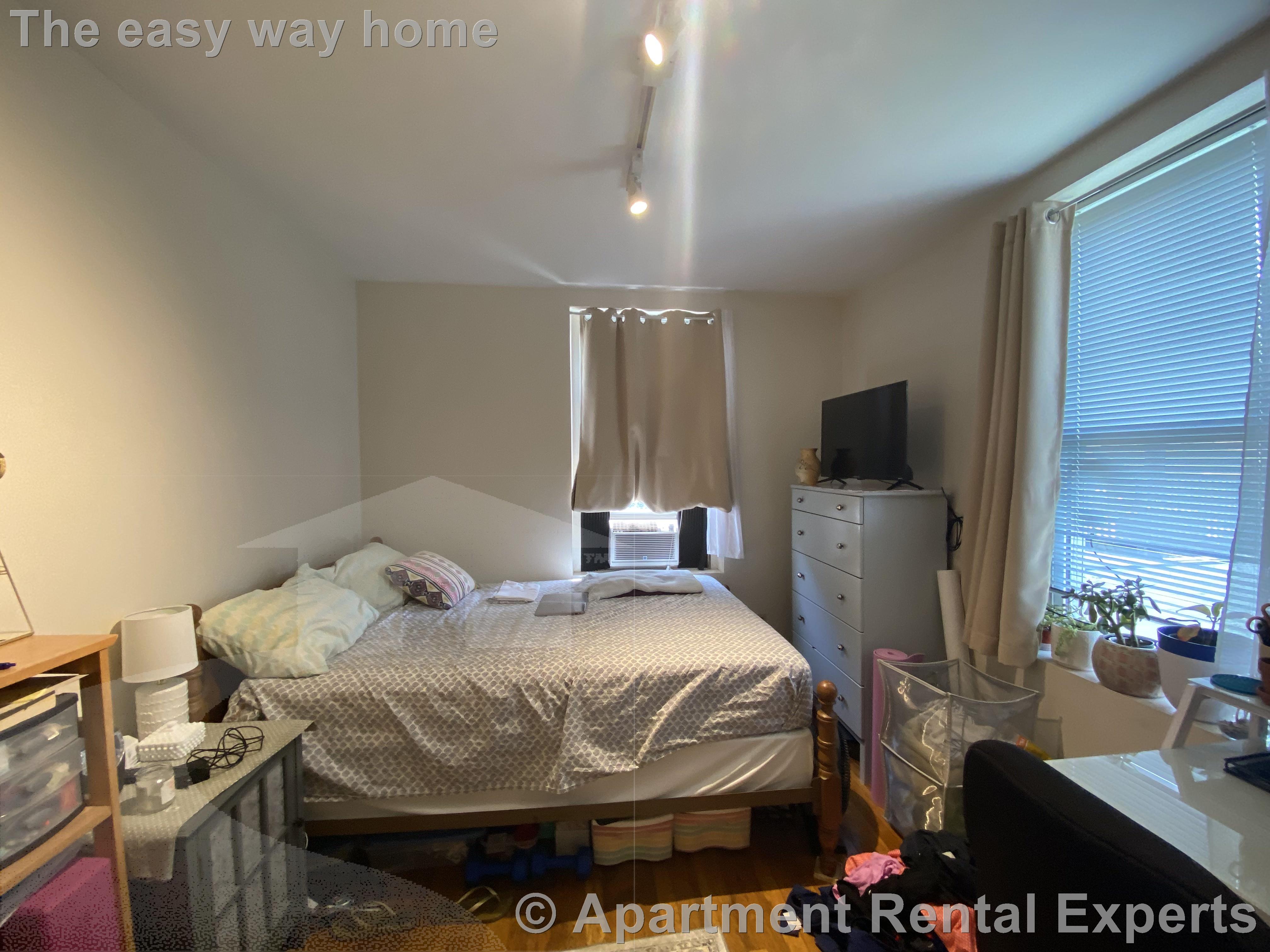 3 bed, 1 bath apartment for rent at 54 Kelly Rd Unit 3L, Central Square — photo 9 of 15