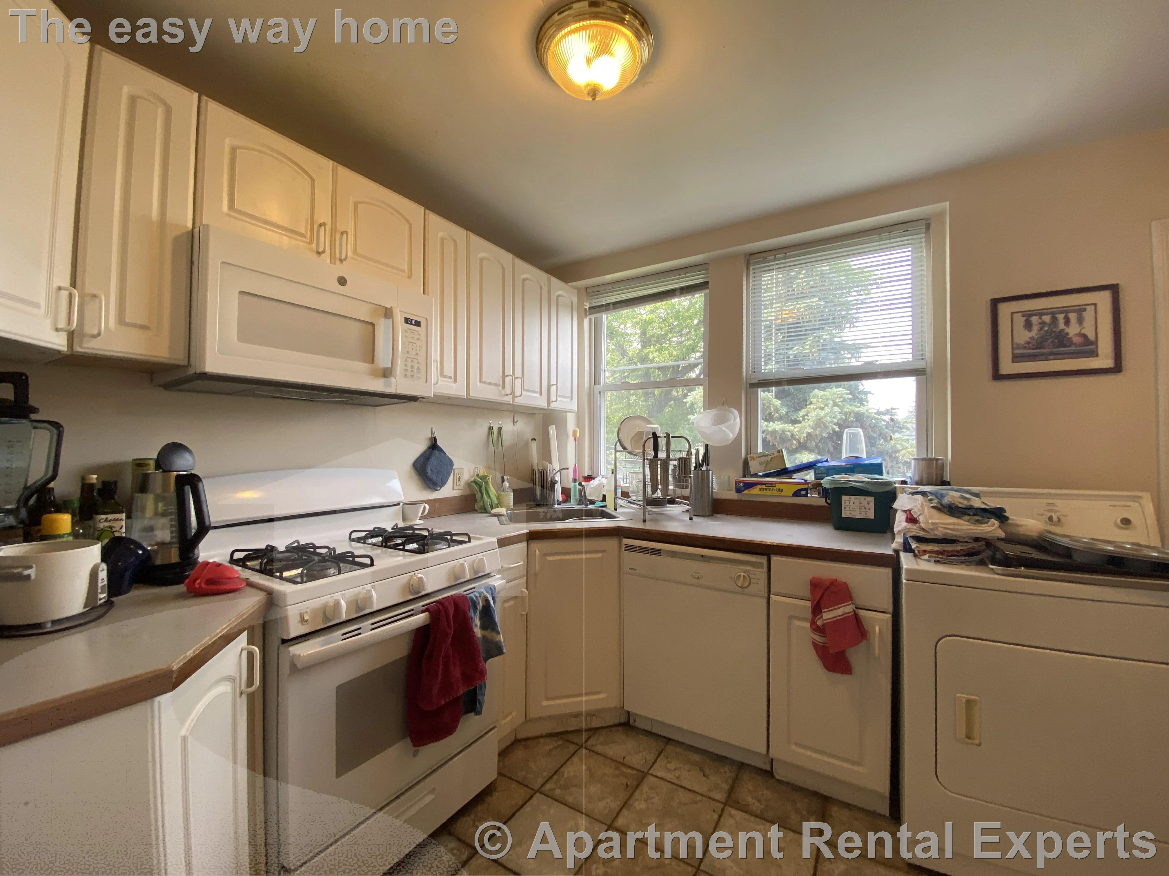 3 bed, 1 bath apartment for rent at 54 Kelly Rd Unit 3L, Central Square — photo 1 of 15