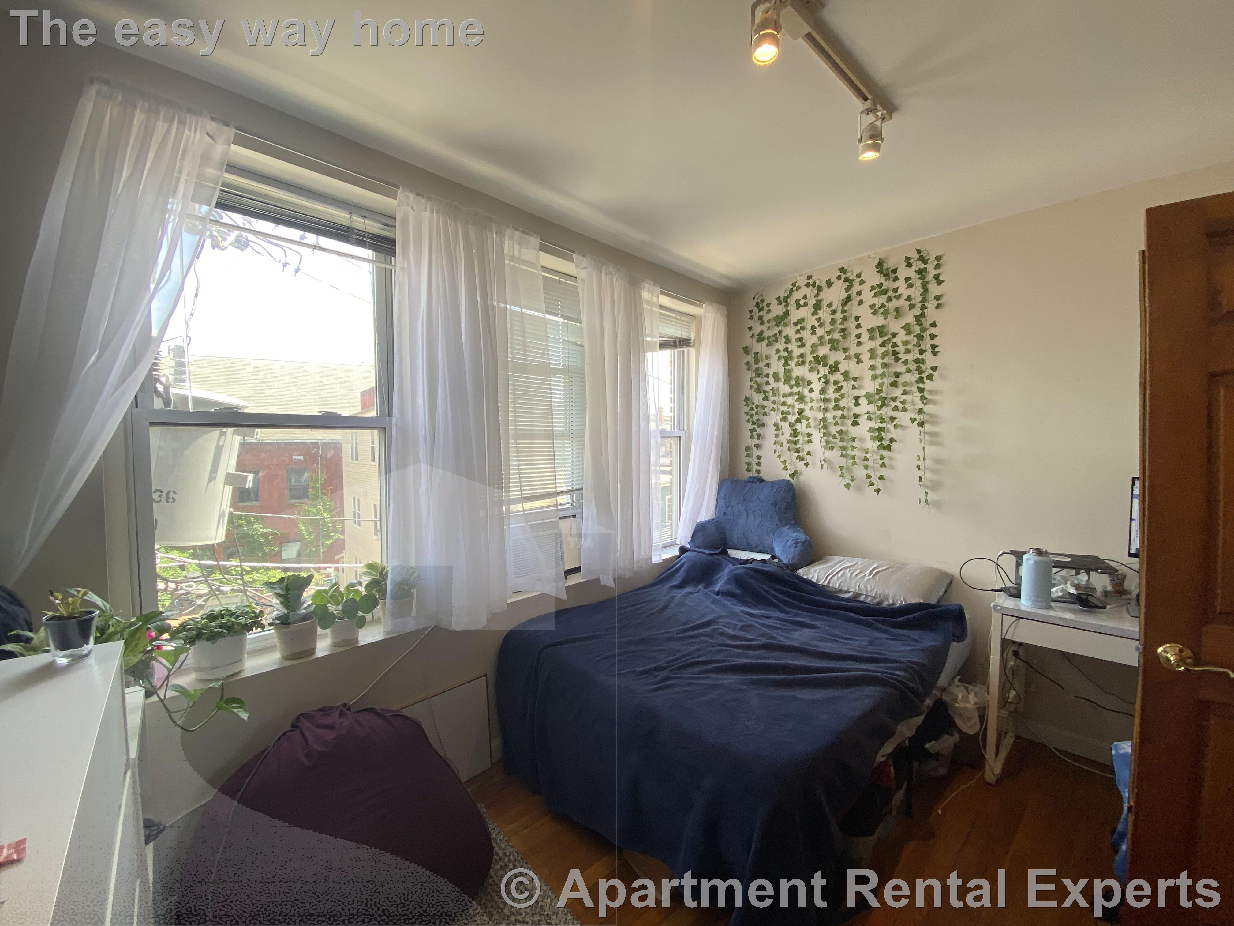 3 bed, 1 bath apartment for rent at 54 Kelly Rd Unit 3L, Central Square — photo 7 of 15