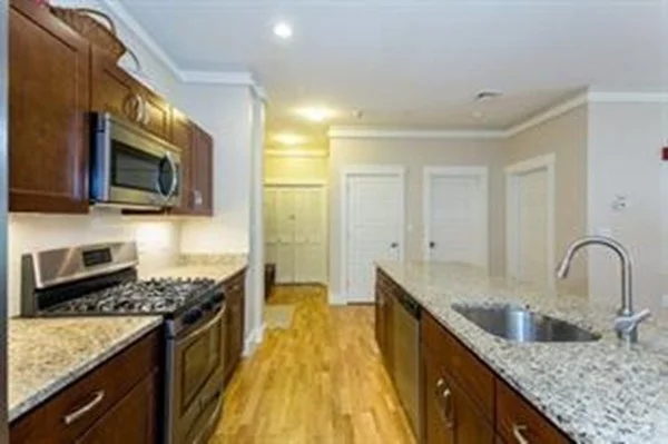 1 bed, 1 bath apartment for rent at 54 Loomis St Unit 2104, Bedford — photo 7 of 12