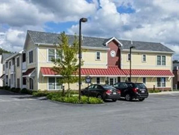 1 bed, 1 bath apartment for rent at 54 Loomis St Unit 2104, Bedford