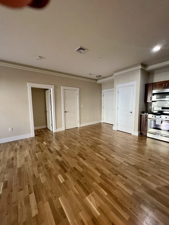 2 bed, 2 bath apartment for rent at 54 Loomis Unit 2102, Bedford — photo 4 of 12