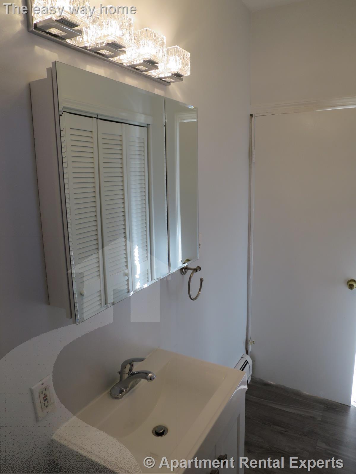 1 bed, 1 bath apartment for rent at 54 Madison Ave Unit 3, North Cambridge — photo 12 of 13