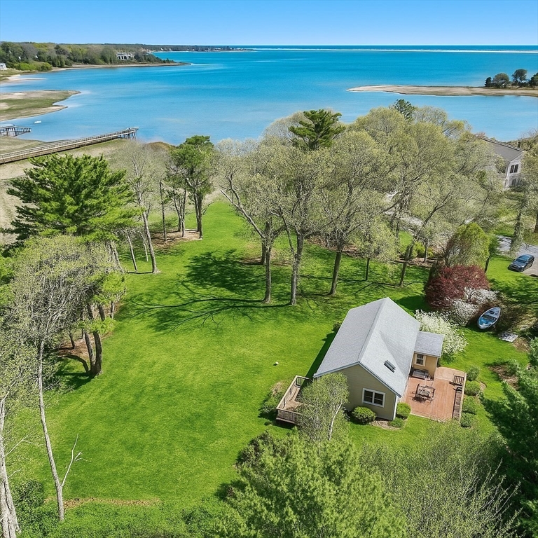3 bed, 2 bath apartment for rent at 54 Marshall St Unit 54, Duxbury — photo 1 of 20