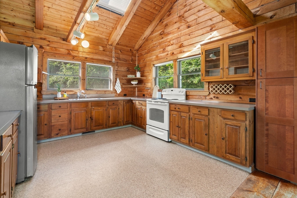 3 bed, 2 bath apartment for rent at 54 Marshall St Unit 54, Duxbury — photo 6 of 20