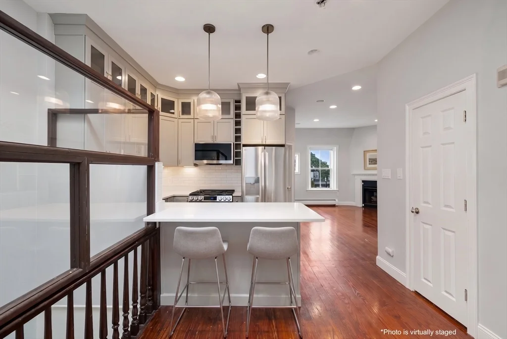2 bed, 1 bath apartment for rent at 54 Monument Ave Unit 5, Charlestown — photo 2 of 32