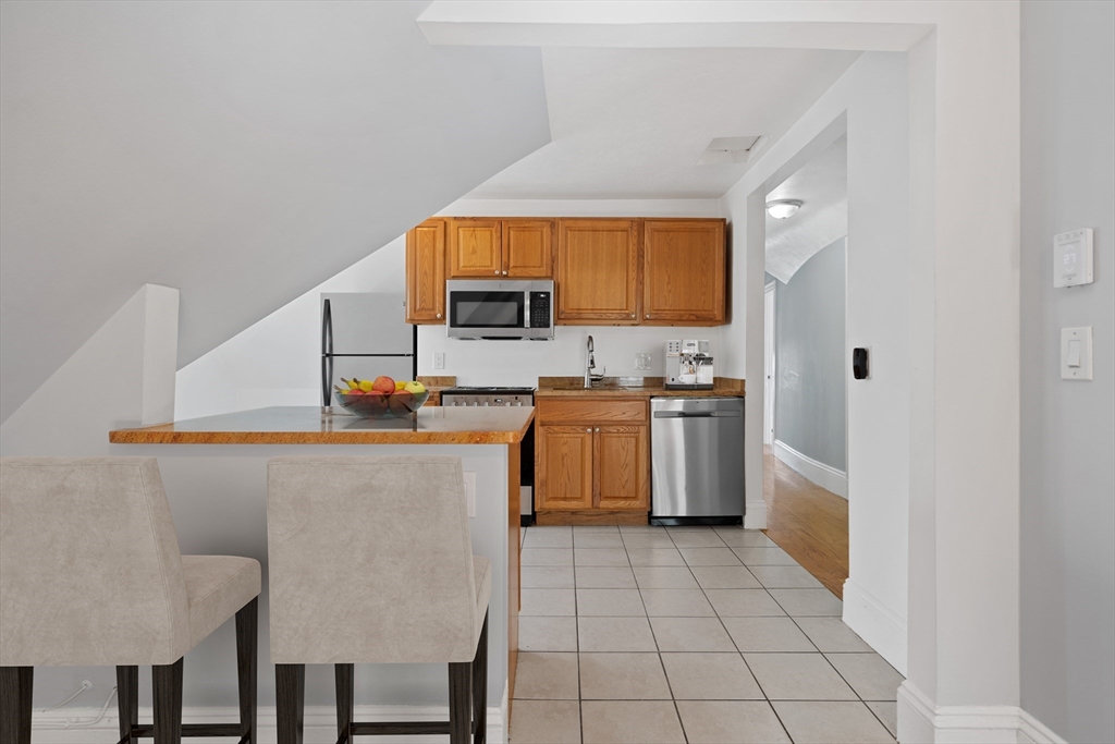 2 bed, 1 bath apartment for rent at 54 Msgr Patrick J Lydon Way Unit 3, Dorchester — photo 3 of 11