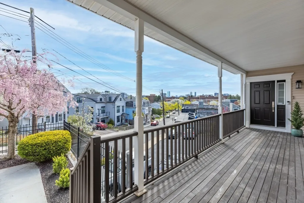 3 bed, 2.5 bath apartment for rent at 54 Myrtle St Unit 2, East Somerville — photo 16 of 17