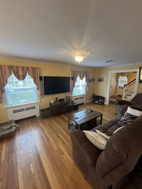 3 bed, 2 bath apartment for rent at 54 Mystic St, West Medford — photo 3 of 28