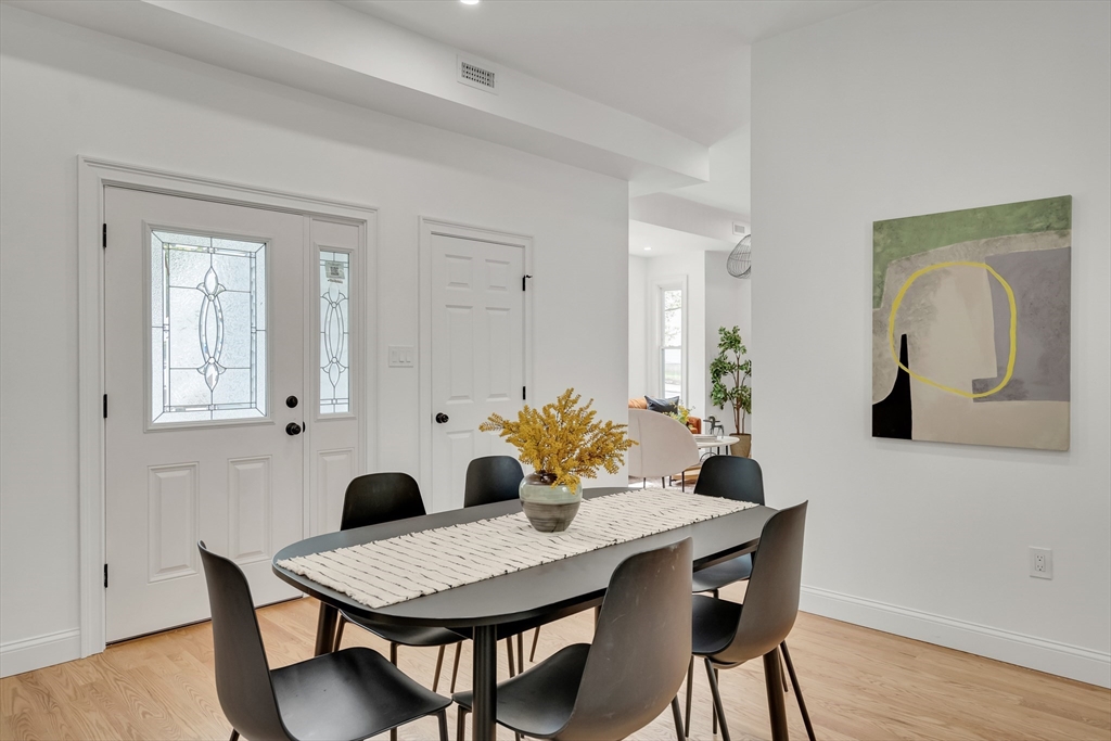 3 bed, 2 bath apartment for rent at 54 Park St Unit 1, Ward Two — photo 5 of 16