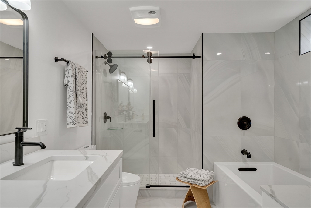3 bed, 2 bath apartment for rent at 54 Park St Unit 1, Ward Two — photo 13 of 16