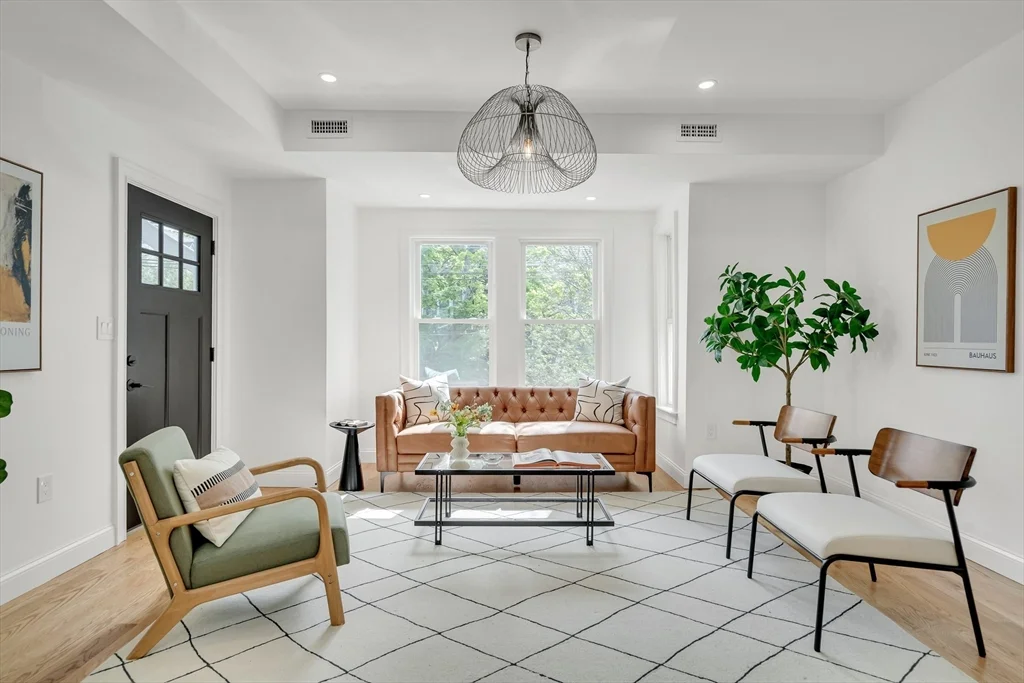 3 bed, 2 bath apartment for rent at 54 Park St Unit 2, Ward Two — photo 1 of 18