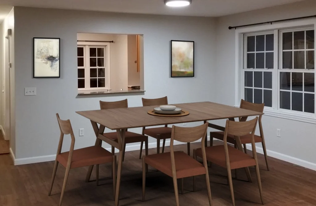 3 bed, 1 bath apartment for rent at 54 Penn Ave Unit 0, Worcester — photo 3 of 20