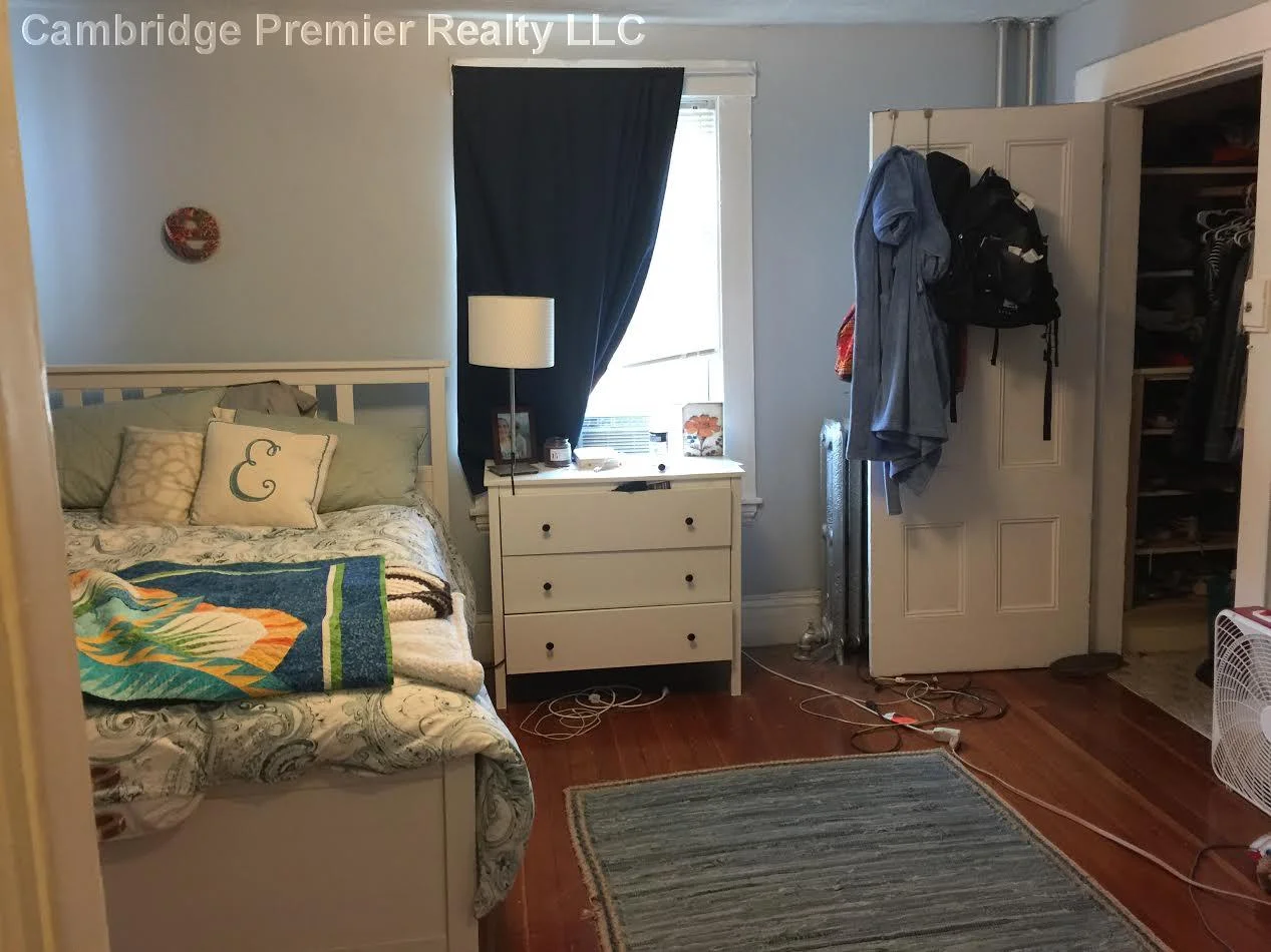 3 bed, 1 bath apartment for rent at 54 Pleasant St Unit 2, Cambridgeport — photo 29 of 29
