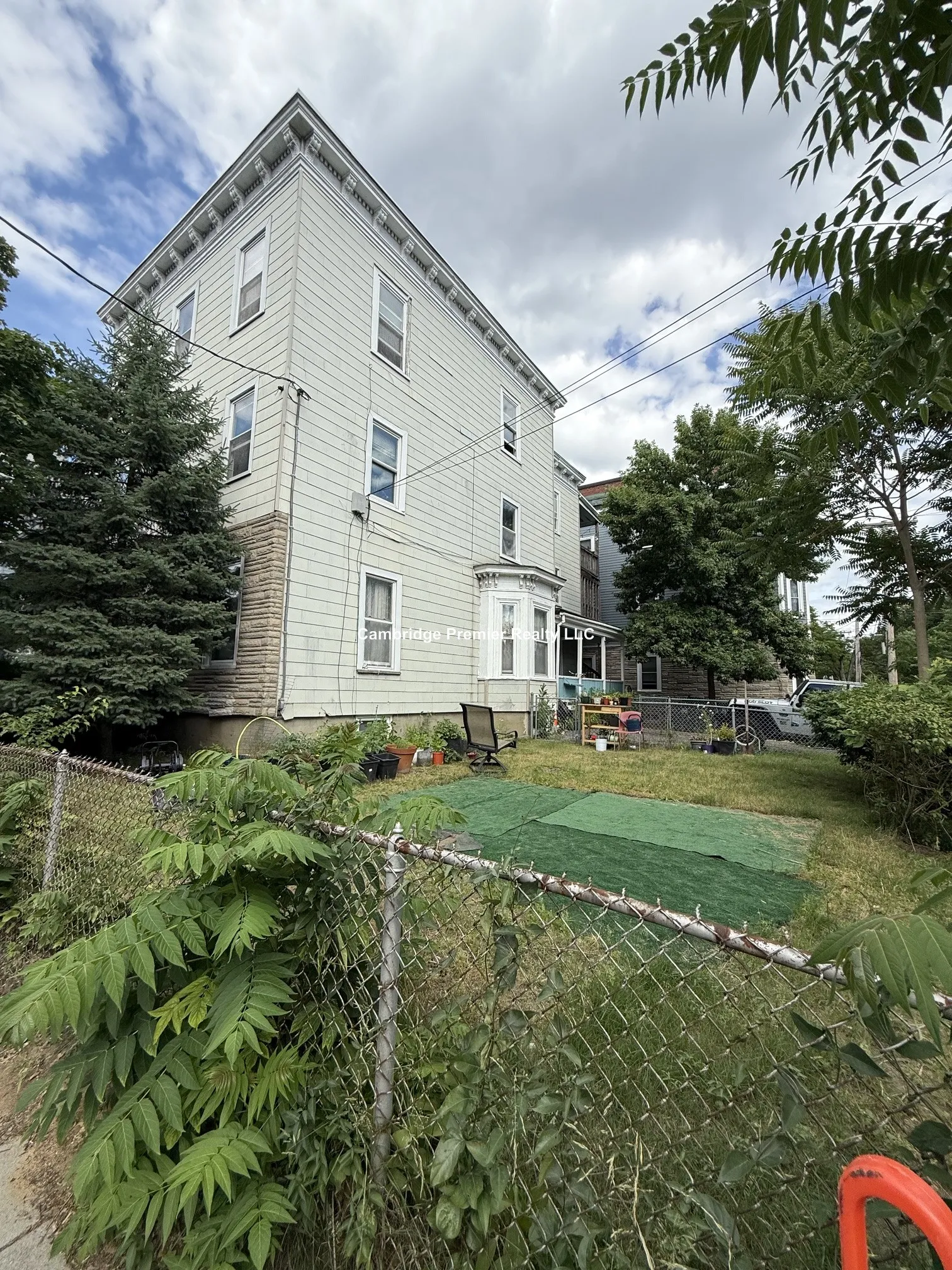 3 bed, 1 bath apartment for rent at 54 Pleasant St Unit 2, Cambridgeport — photo 23 of 29