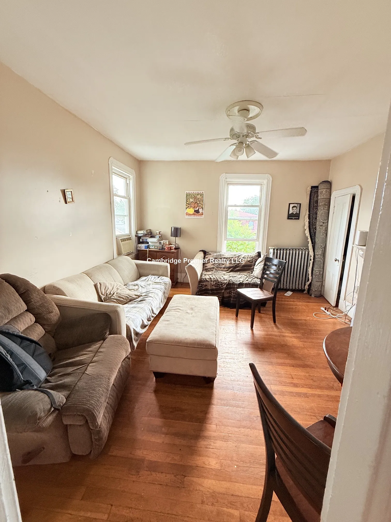 3 bed, 1 bath apartment for rent at 54 Pleasant St Unit 2, Cambridgeport — photo 2 of 29
