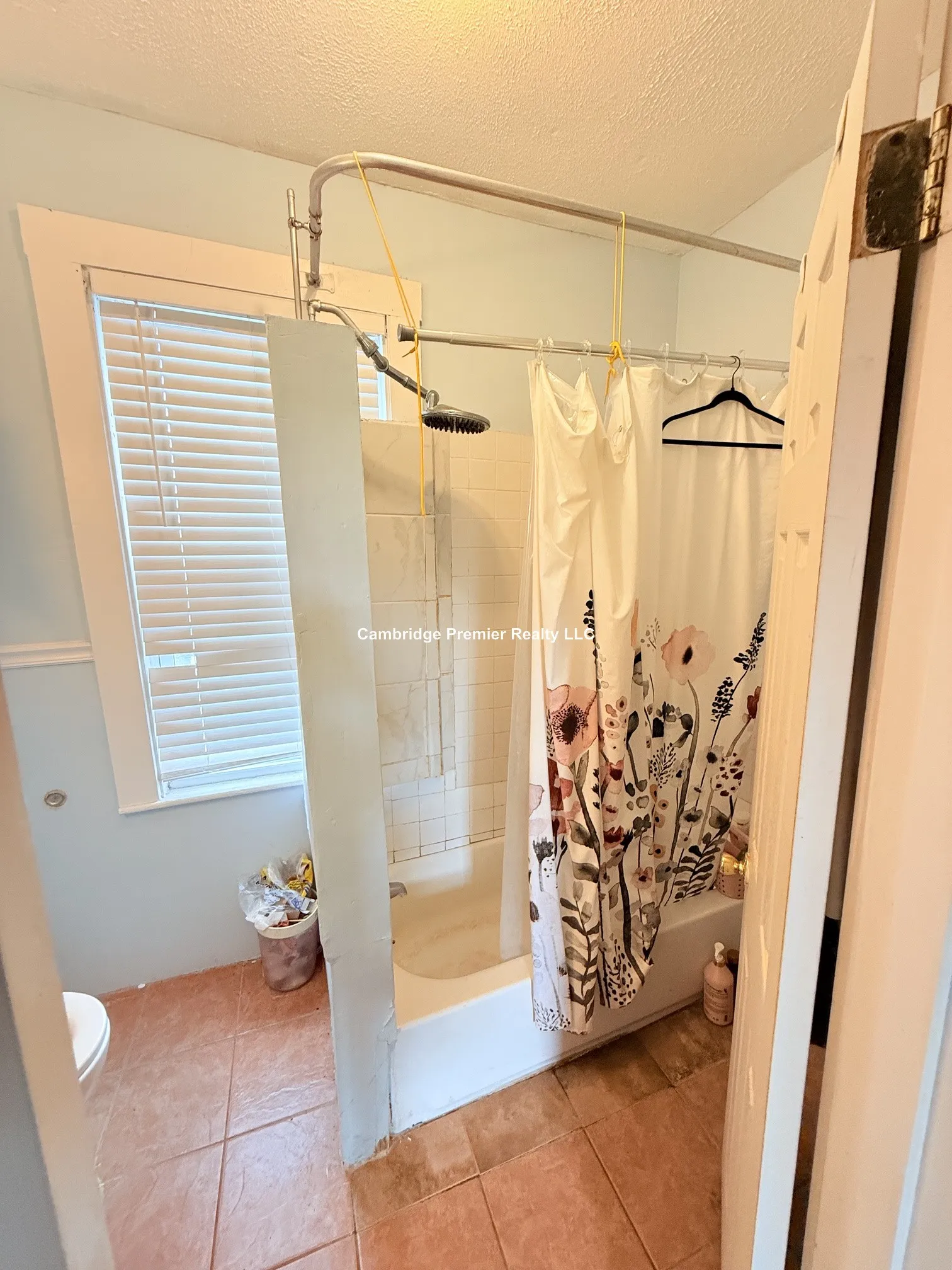 3 bed, 1 bath apartment for rent at 54 Pleasant St Unit 2, Cambridgeport — photo 18 of 29